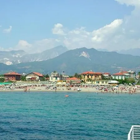 Attico In 6/8 Posti Vista Mare Climatizzato Appartamento Massa (Tuscany)