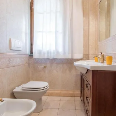 Con Piscina Privata E Giardino 2 Matrimoniali 2 Bagni Massa (Tuscany)